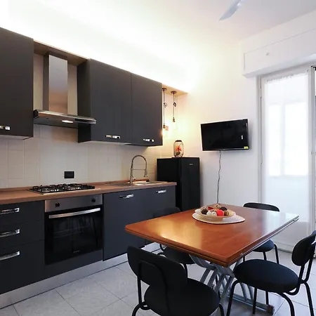 Primopiano - Semplicita Appartamento Milano
